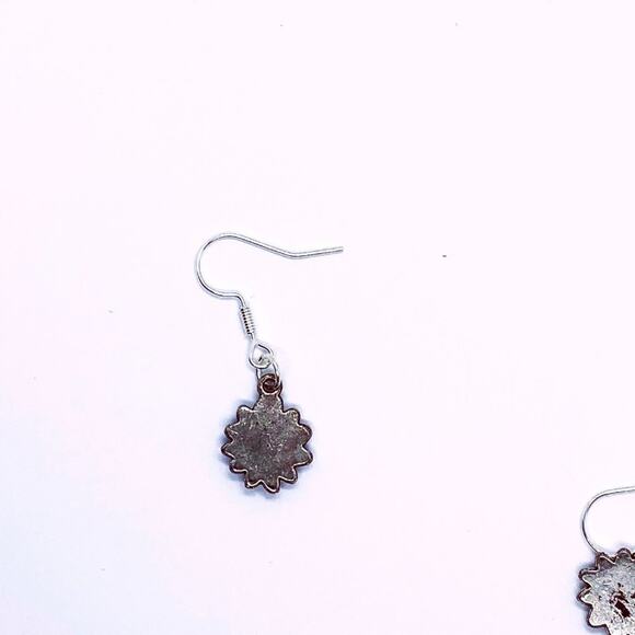 Silver-Tone Sunflower Necklace Earring Set - Picture 3 of 3